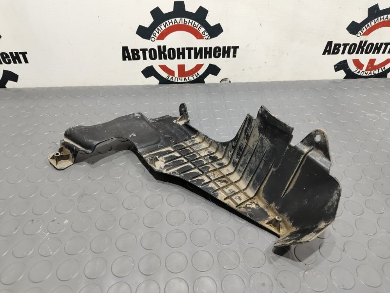 Подкрылок, 500 рублей, Красноярск