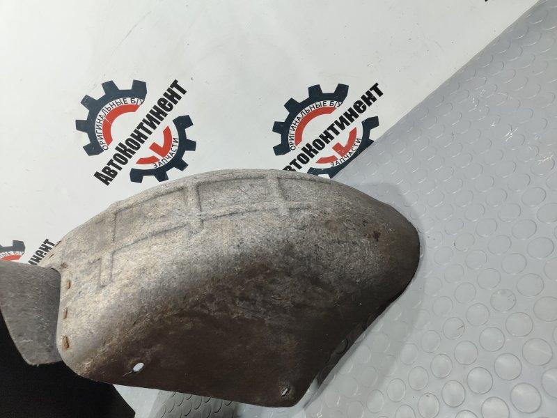 Подкрылок, 1000 рублей, Красноярск