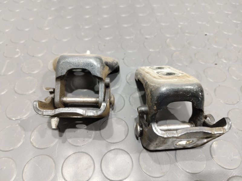 Петля двери, 1000 рублей, Красноярск