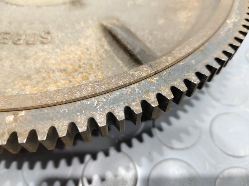 Маховик, 2000 рублей, Красноярск