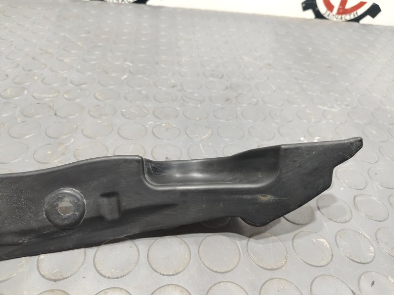 Уплотнитель крыла, 1000 рублей, Красноярск