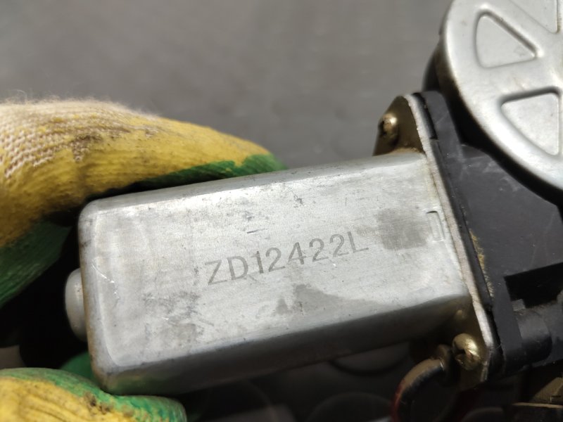 Стеклоподъемник, 1000 рублей, Красноярск