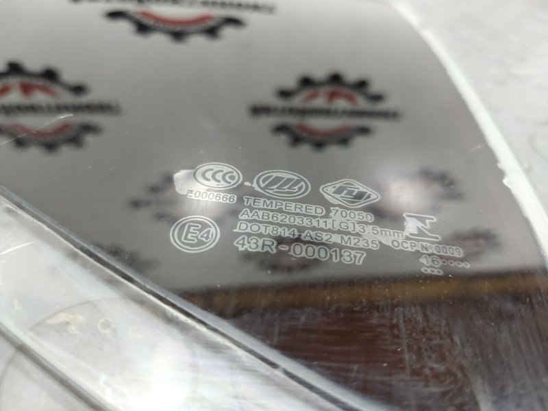 Стекло боковое, 2000 рублей, Красноярск