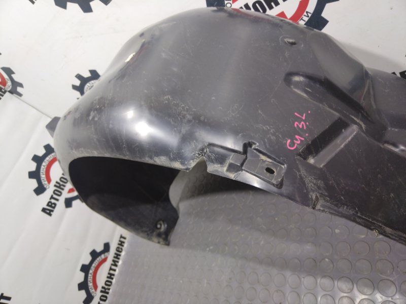 Подкрылок, 2000 рублей, Красноярск