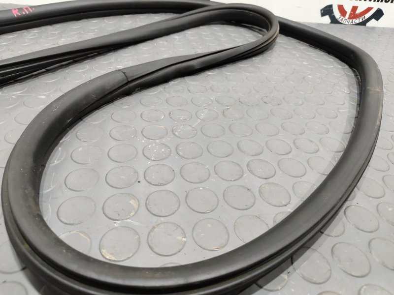 Уплотнительная резинка боковой двери, 1500 рублей, Красноярск