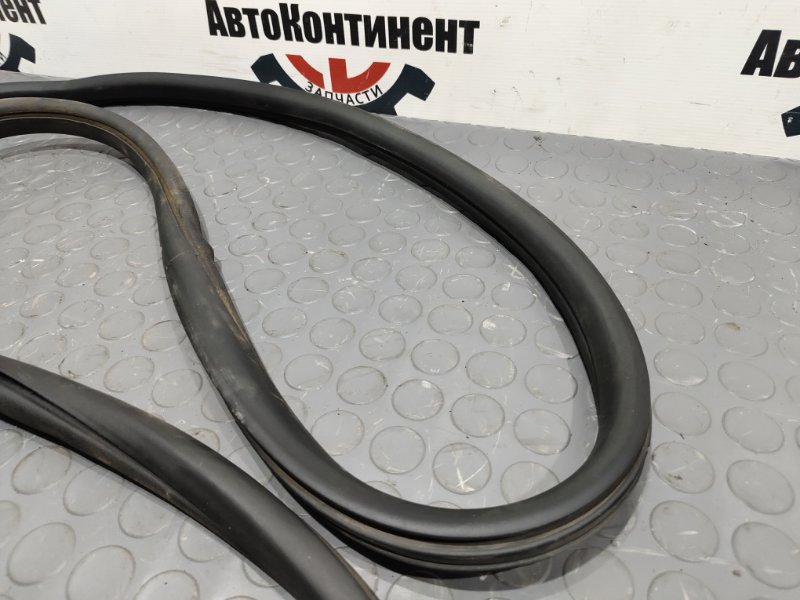 Уплотнительная резинка боковой двери, 1500 рублей, Красноярск