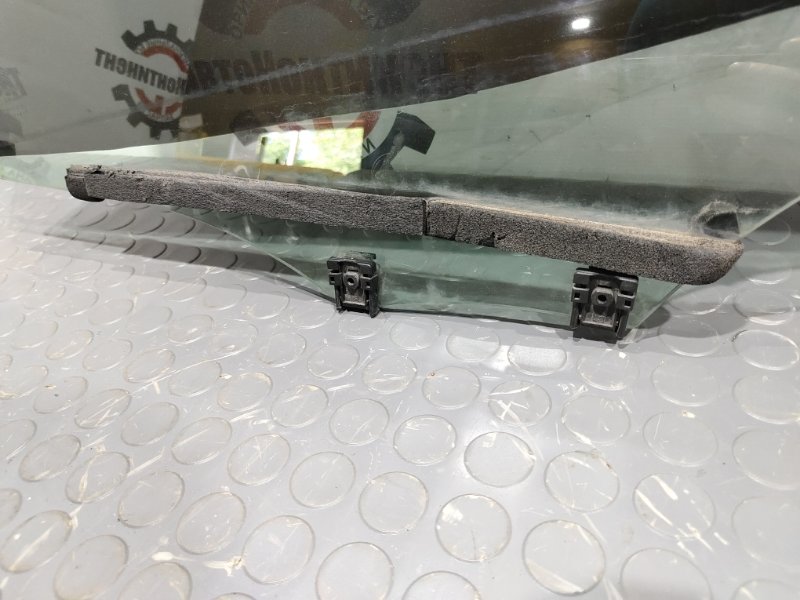 Стекло боковое, 3000 рублей, Красноярск