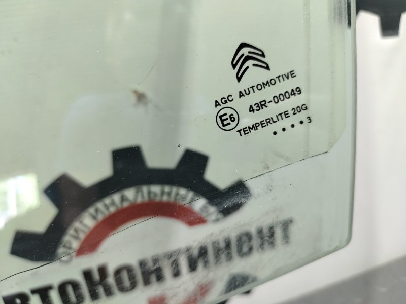 Стекло боковое, 3000 рублей, Красноярск