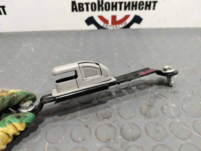 Механизм регулировки ремня безопасности, 500 рублей, Красноярск