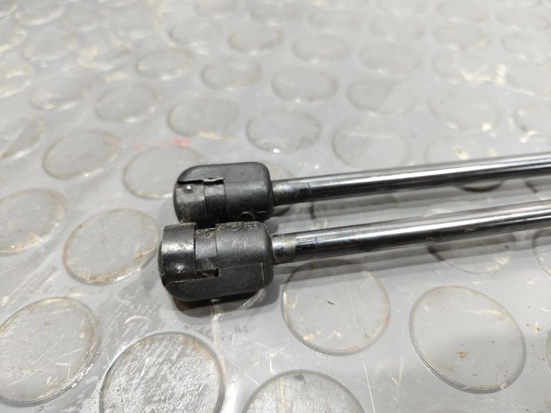 Амортизатор багажника, 1000 рублей, Красноярск