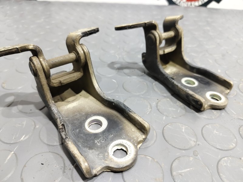 Петля двери, 1000 рублей, Красноярск