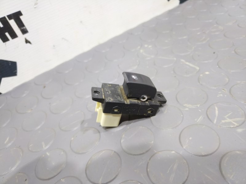 Кнопка стеклоподъемника, 500 рублей, Красноярск