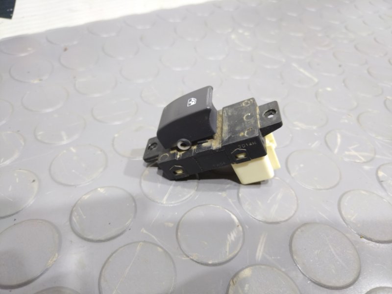 Кнопка стеклоподъемника, 500 рублей, Красноярск