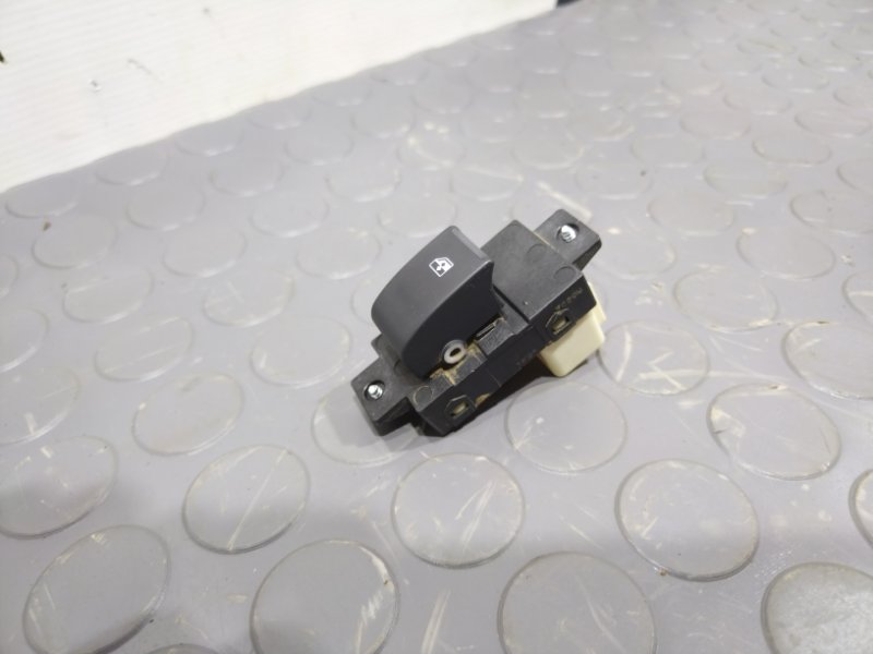 Кнопка стеклоподъемника, 500 рублей, Красноярск