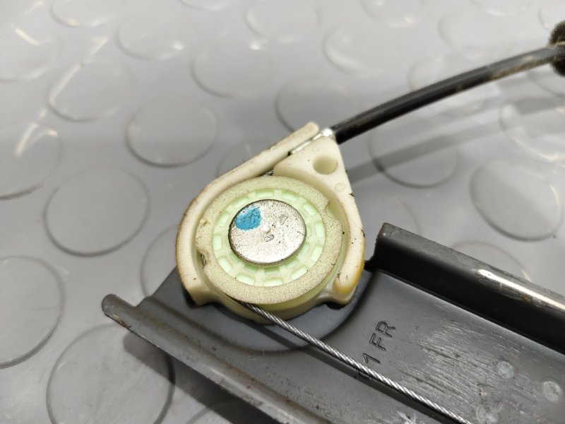 Стеклоподъемник, 2000 рублей, Красноярск