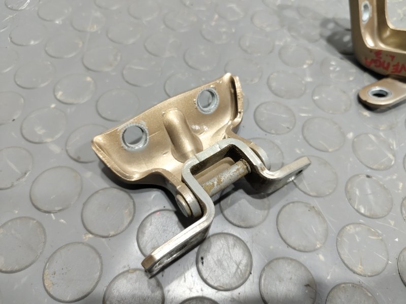 Петля двери, 1000 рублей, Красноярск