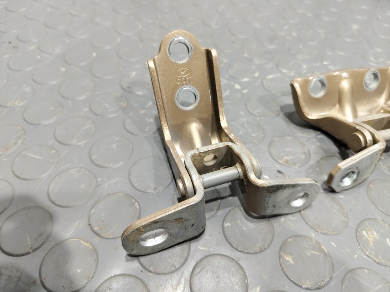 Петля двери, 1000 рублей, Красноярск