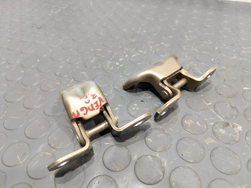 Петля двери, 1000 рублей, Красноярск