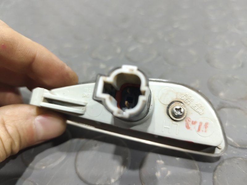 Повторитель в крыло, 1000 рублей, Красноярск