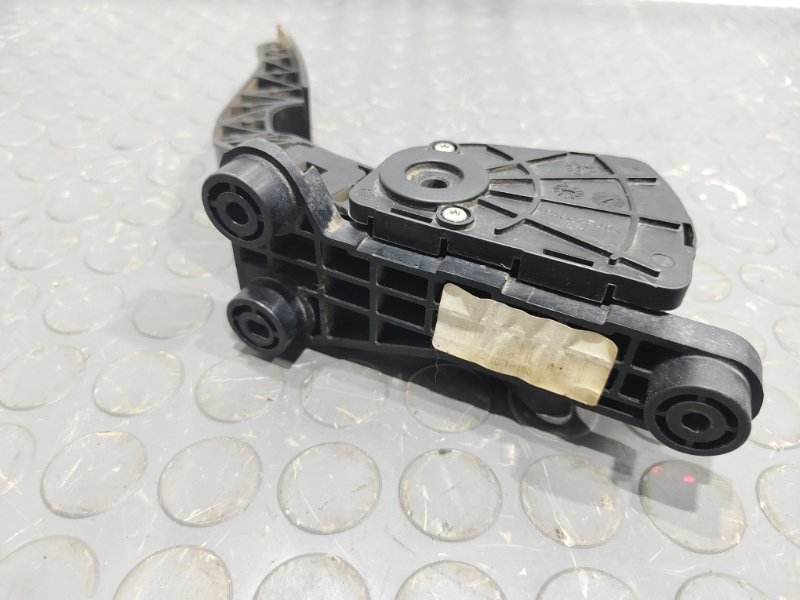 Педаль газа, 3000 рублей, Красноярск