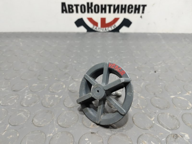 Болт крепления запасного колеса, 500 рублей, Красноярск