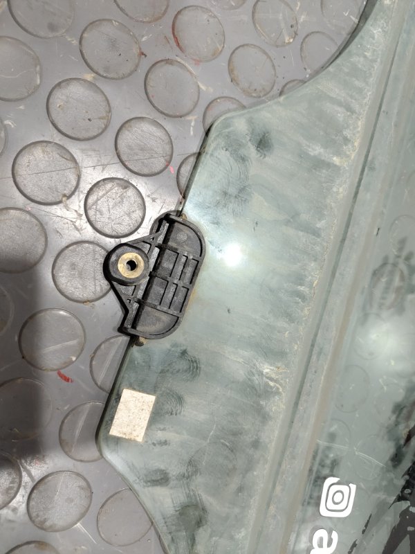 Стекло боковое, 3000 рублей, Красноярск