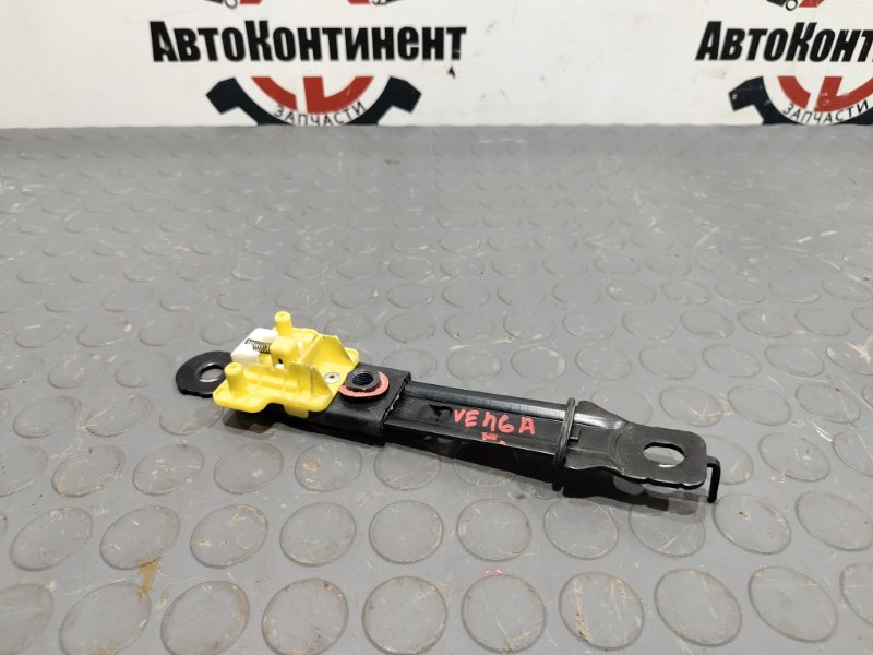 Механизм регулировки ремня безопасности, 500 рублей, Красноярск