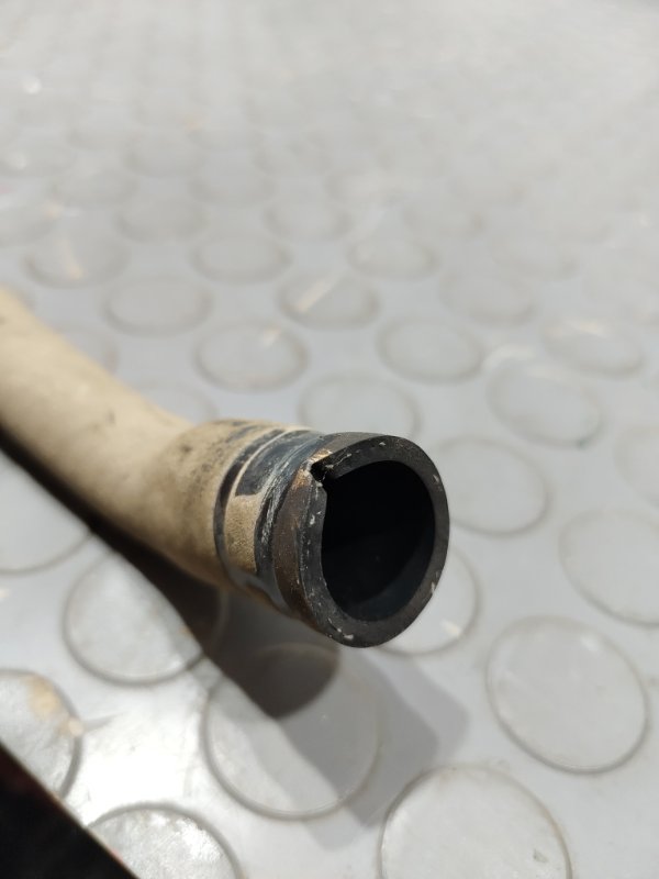 Патрубок, 500 рублей, Красноярск