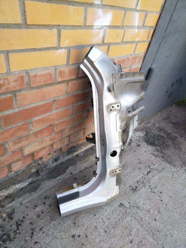 Стойка кузова, 2000 рублей, Красноярск