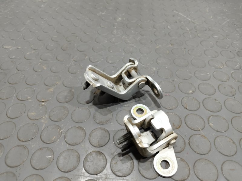 Петля двери, 1000 рублей, Красноярск