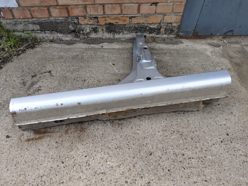 Стойка кузова, 2000 рублей, Красноярск