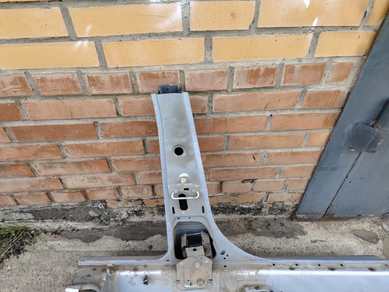 Стойка кузова, 2000 рублей, Красноярск