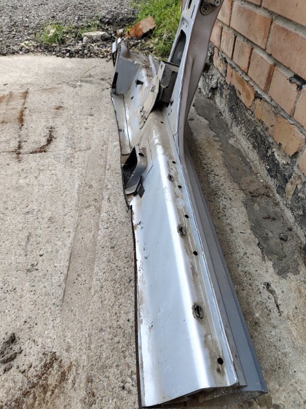 Стойка кузова, 2000 рублей, Красноярск