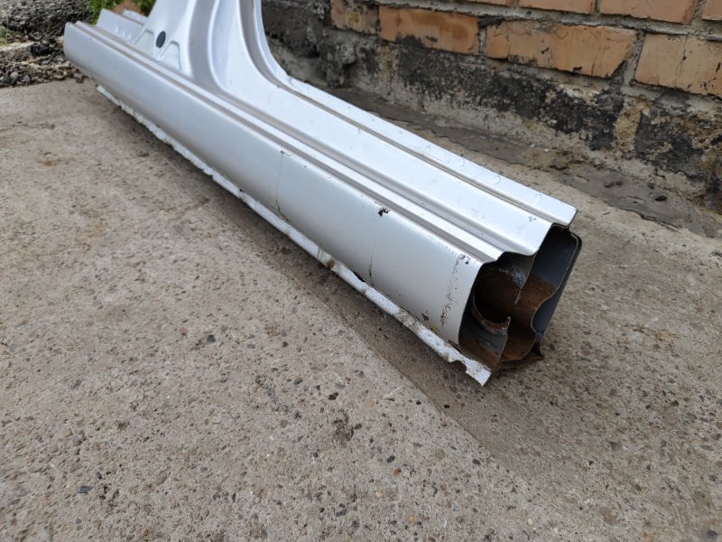 Стойка кузова, 2000 рублей, Красноярск