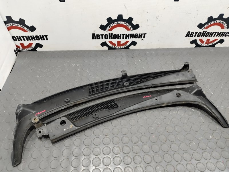 Решетка под лобовое стекло, 700 рублей, Красноярск