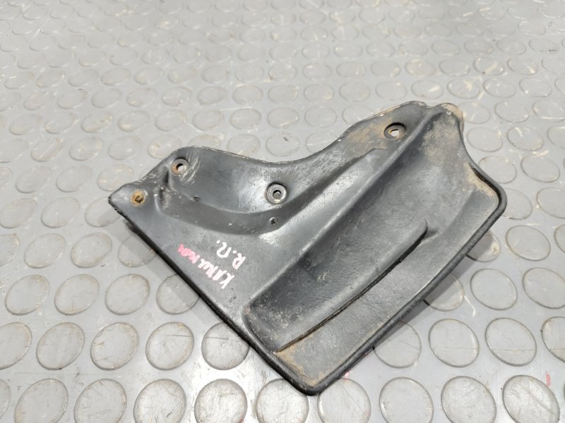 Брызговик, 300 рублей, Красноярск