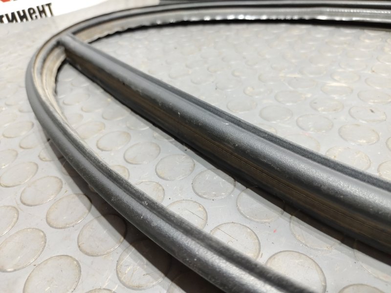 Уплотнительная резинка крышки багажника, 1000 рублей, Красноярск