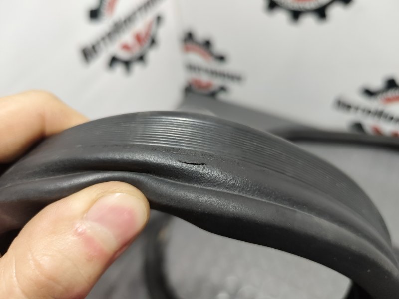 Уплотнительная резинка боковой двери, 700 рублей, Красноярск