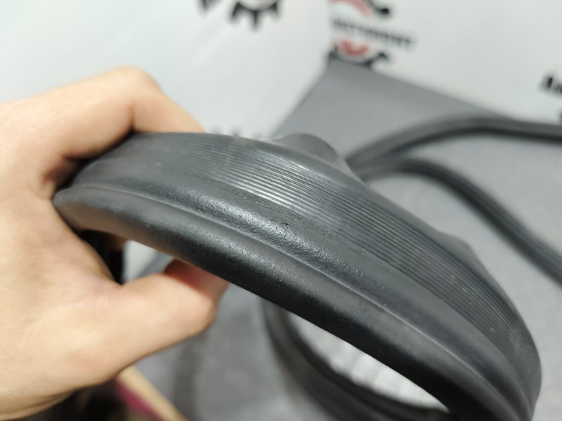 Уплотнительная резинка боковой двери, 700 рублей, Красноярск