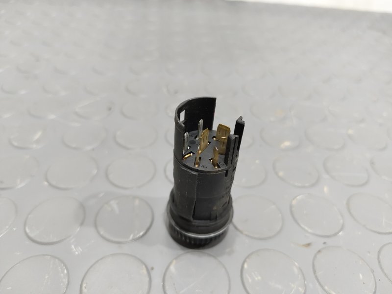 Кнопки в салон, 200 рублей, Красноярск