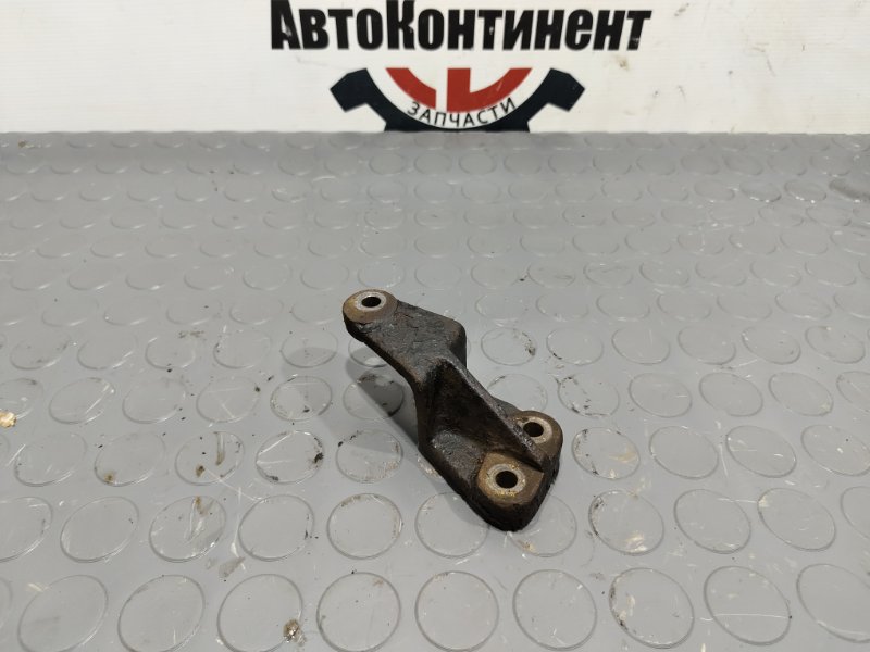 Кронштейн, 400 рублей, Красноярск