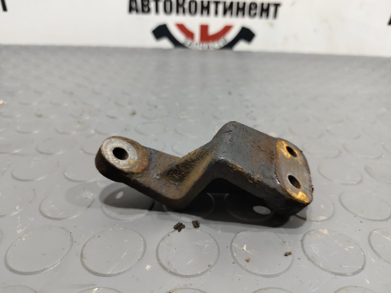 Кронштейн, 400 рублей, Красноярск