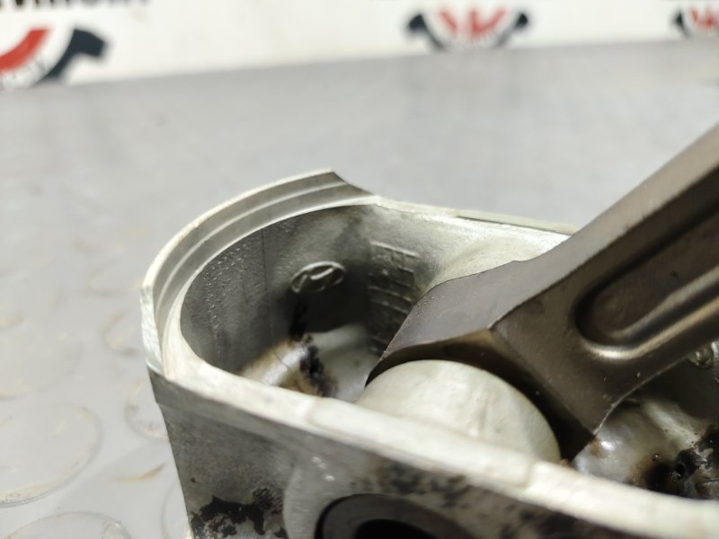 Поршень, 1000 рублей, Красноярск