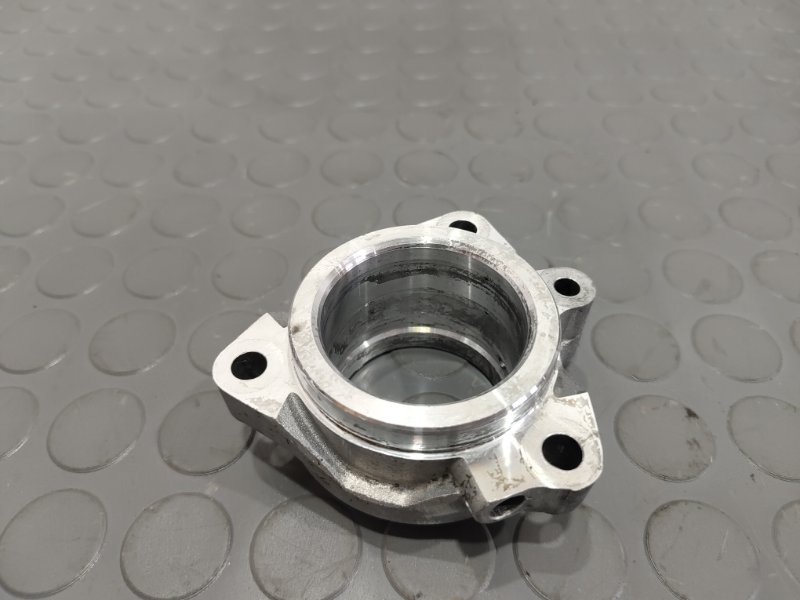 Кронштейн ТНВД, 500 рублей, Красноярск