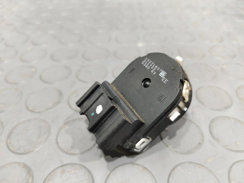 Блок управления зеркалами, 1000 рублей, Красноярск