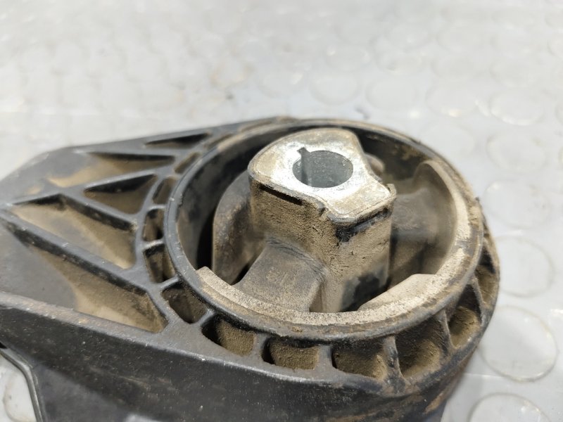 Подушка двигателя, 2000 рублей, Красноярск