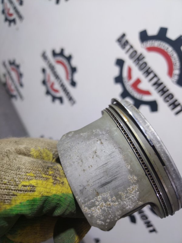 Поршень, 1000 рублей, Красноярск