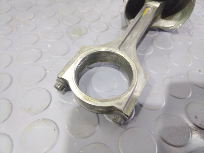 Поршень, 1000 рублей, Красноярск