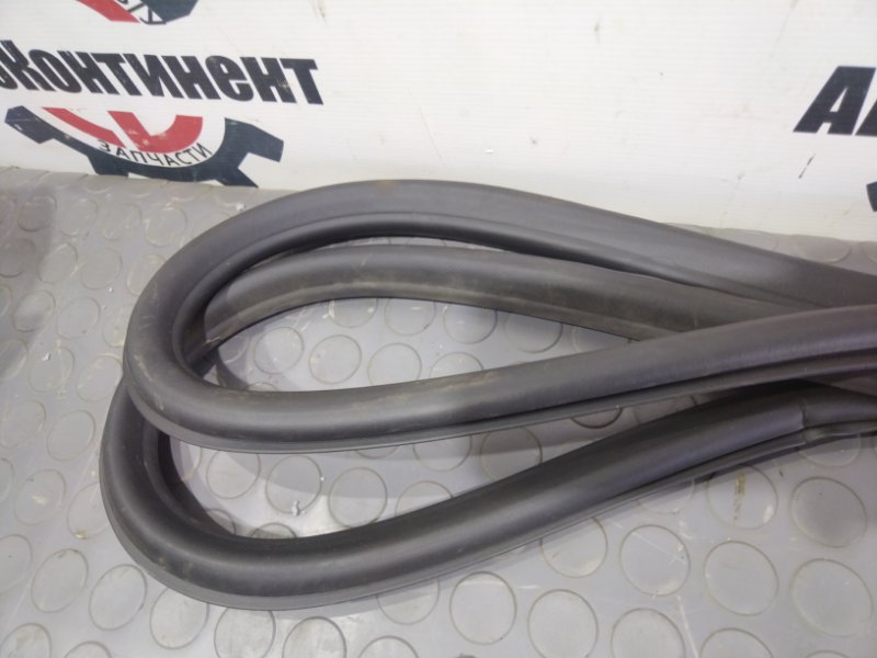 Уплотнительная резинка боковой двери, 1400 рублей, Красноярск