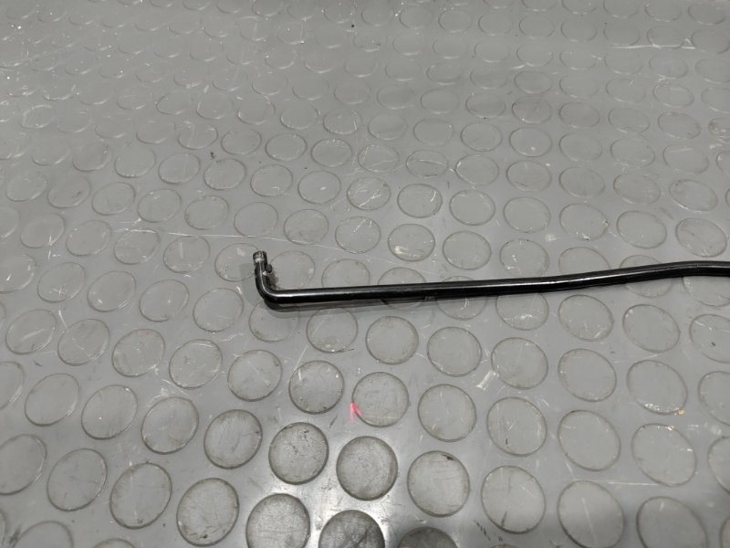 Упор капота, 1000 рублей, Красноярск